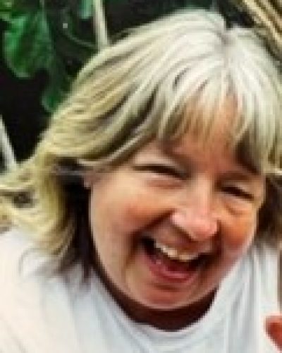 Remembering Lucinda Johnson Roberts | Deaton Funeral Home
